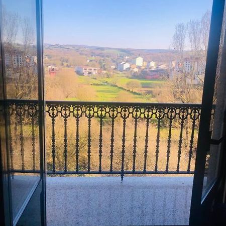 Piso Moderno Appartement Sarria Buitenkant foto