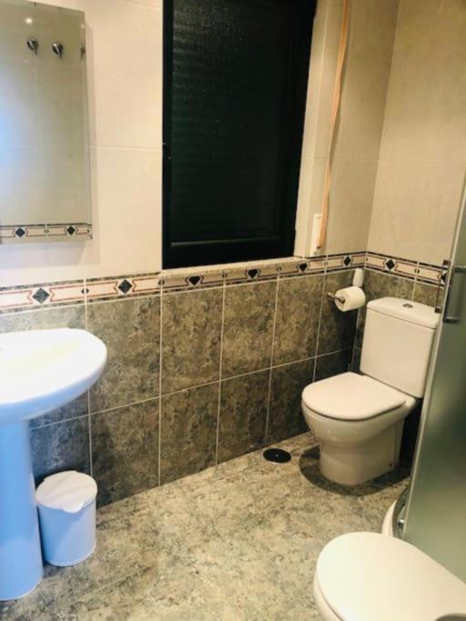 Piso Moderno Appartement Sarria Buitenkant foto